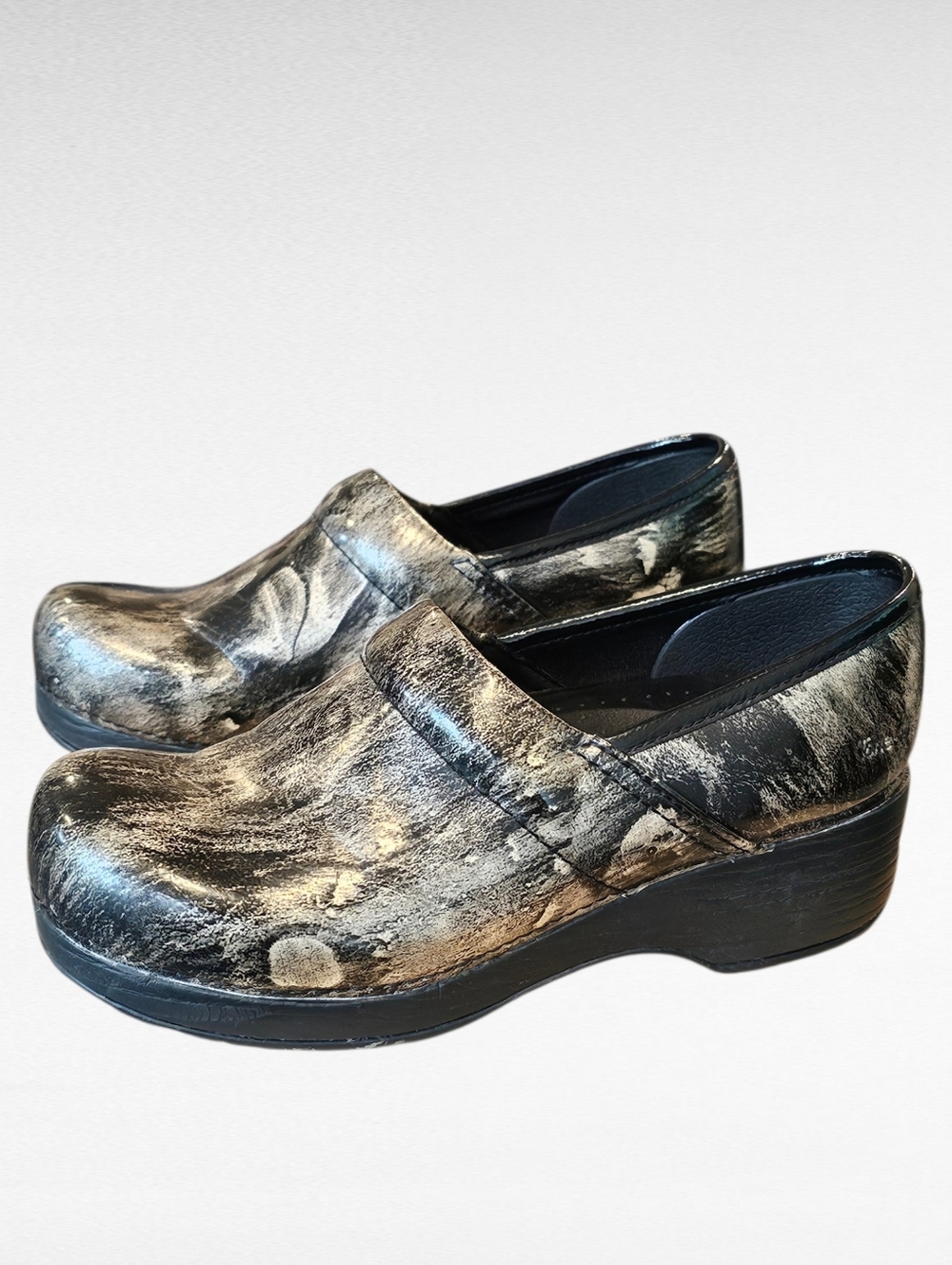 Skechers Tone Ups Leather Clogs 38827 Size 6